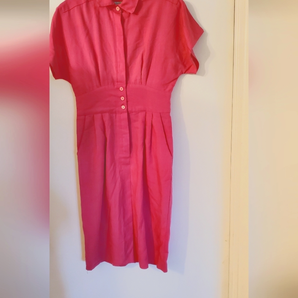 Dress Button Down Vintage Flattering 90's Slim Silhouette Pink Coral